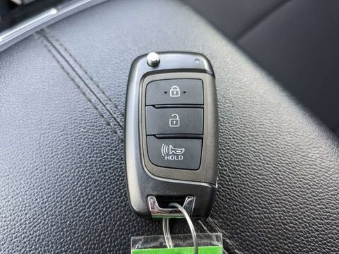 Used 2023 Hyundai Tucson SE AWD/4WD image 28