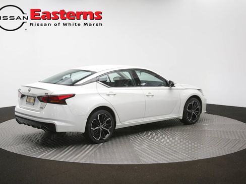 Used 2025 Nissan Altima 2.5 SR AWD/4WD image 39