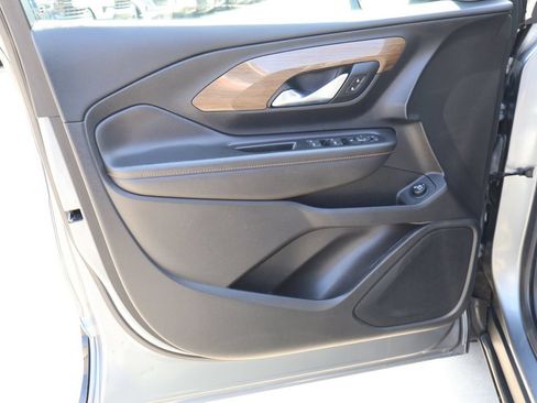 Used 2019 GMC Terrain SLE w/ Driver Convenience Package AWD/4WD image 11