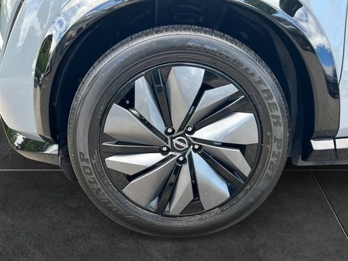 Used 2024 Nissan Ariya AWD image 9