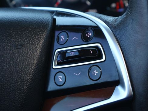 Used 2017 Cadillac Escalade Luxury image 32