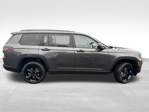 New 2025 Jeep Grand Cherokee L Limited image 8
