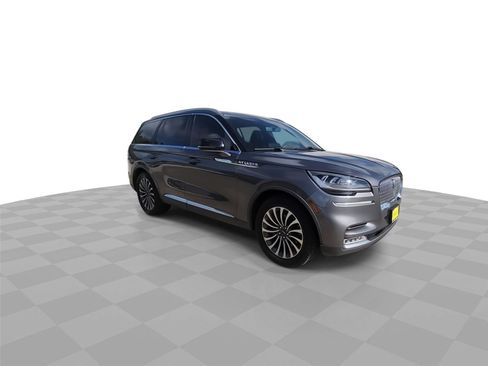 Used 2021 Lincoln Aviator Reserve w/ Elements Package Plus RWD image 2