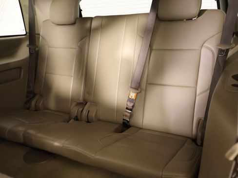 Used 2018 Chevrolet Tahoe LT image 15