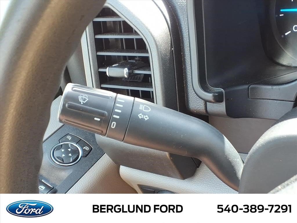 Used 2019 Ford F550 2WD Regular Cab Super Duty image 35