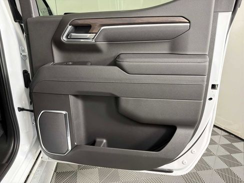 New 2026 GMC Sierra 1500 SLT w/ SLT Premium Plus Package image 14