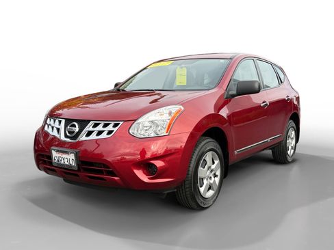 Used 2013 Nissan Rogue S image 1