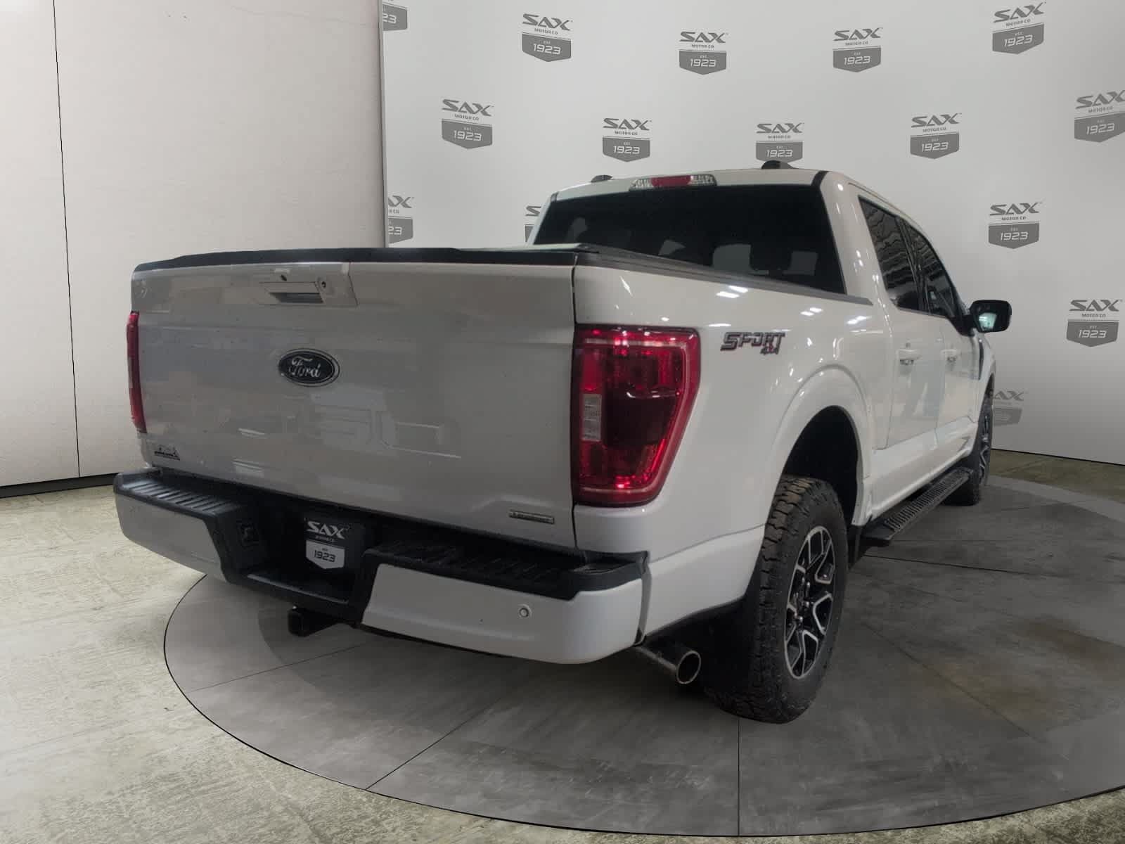 Used 2021 Ford F150 XLT w/ Equipment Group 302A High AWD/4WD image 5