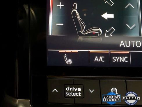 Used 2024 Audi Q8 e-tron Premium image 55