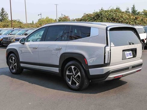 New 2026 Hyundai Ioniq 9 SE image 7