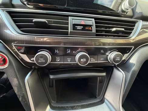 Used 2019 Honda Accord Sport image 22