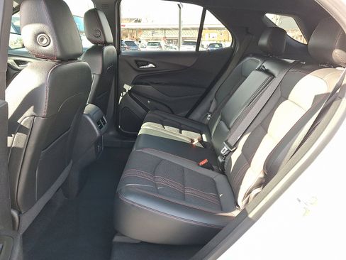 Used 2023 Chevrolet Equinox RS image 11