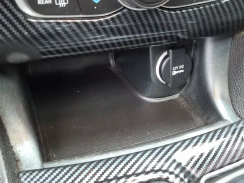 Used 2017 Dodge Charger R/T image 33