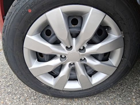 Used 2016 Toyota Corolla LE FWD image 22