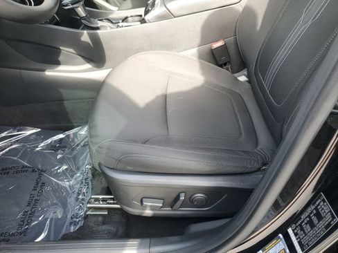 Certified 2023 Hyundai Tucson SEL FWD image 12