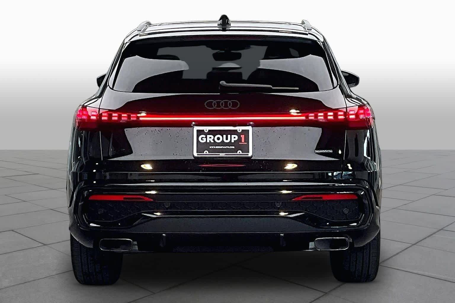 New 2026 Audi Q5 Premium Plus w/ Premium Plus AWD/4WD image 4