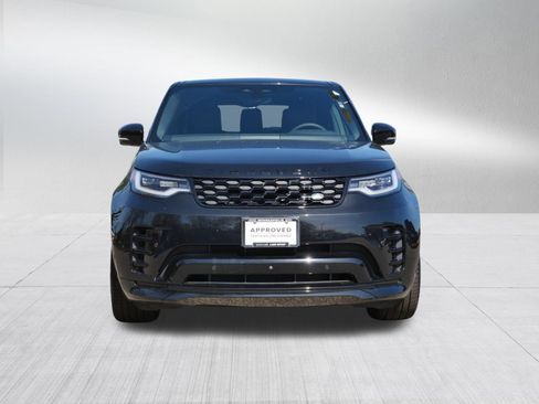 Used 2024 Land Rover Discovery Dynamic SE AWD/4WD image 8