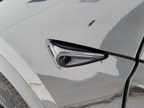 Used 2024 Tesla Model X Plaid image 6