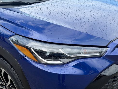 Used 2025 Toyota Corolla Cross AWD Hybrid image 34