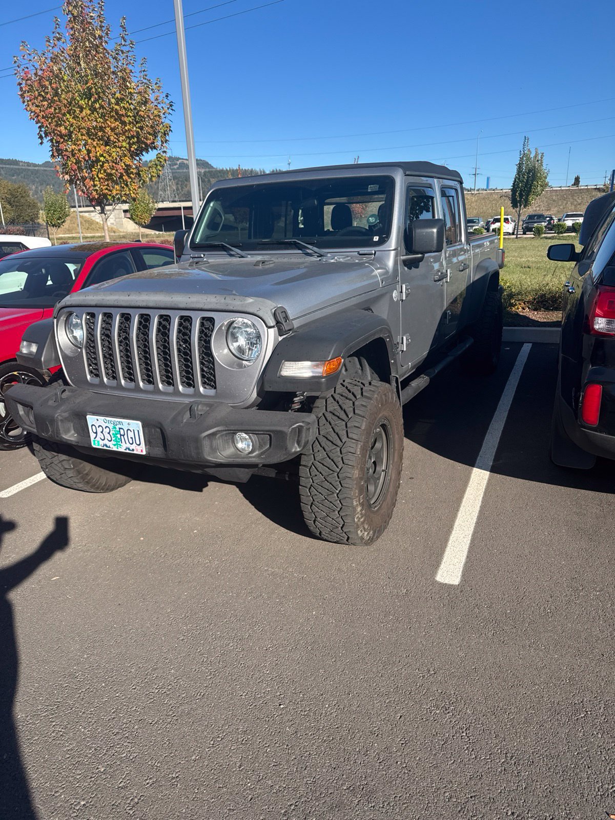 Used 2021 Jeep Gladiator Sport w/ Auxiliary Switch Group AWD/4WD image 1
