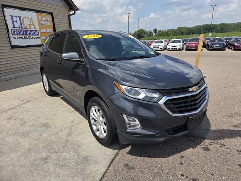 Used 2018 Chevrolet Equinox LT w/ LPO, Cargo Package image 3