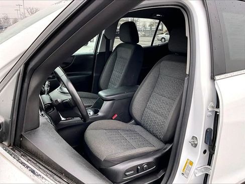 Used 2022 Chevrolet Equinox LT image 10