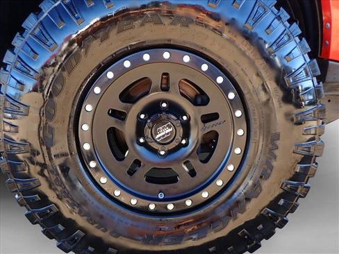 Used 2009 HUMMER H3 Alpha image 7