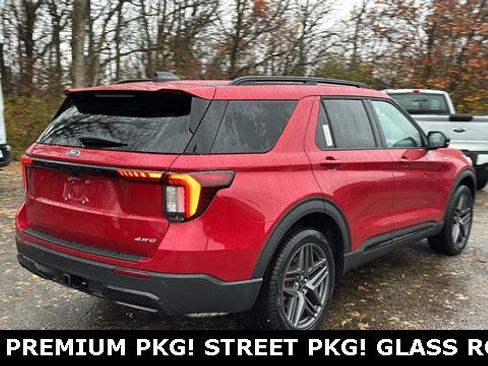 New 2026 Ford Explorer ST-Line w/ ST-Line Street Pack image 29