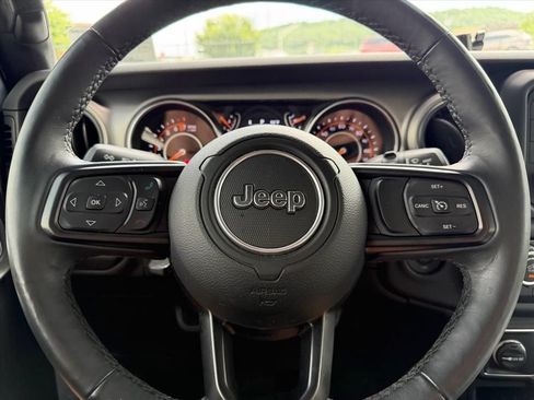 Used 2019 Jeep Wrangler Sport AWD/4WD image 18