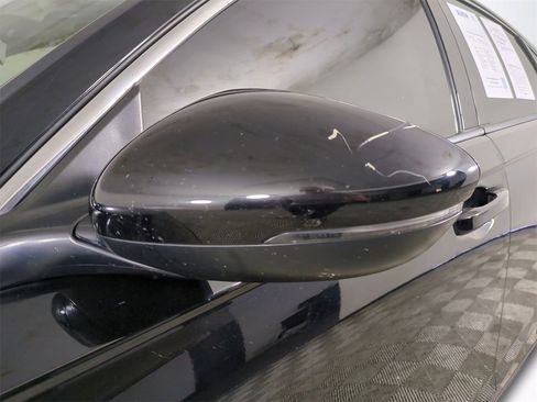 Used 2023 Honda Accord Touring image 12