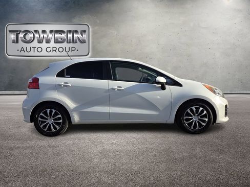 Used 2016 Kia Rio LX w/ Power Package FWD image 4