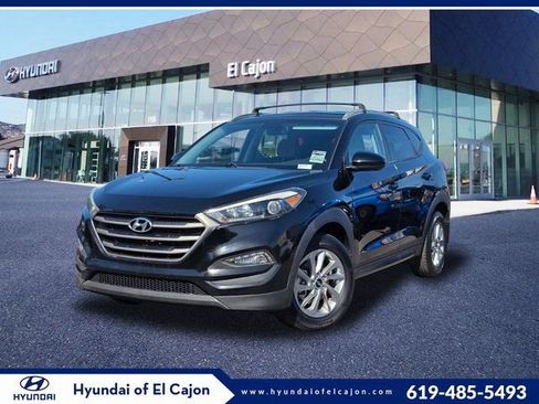 Used 2016 Hyundai Tucson SE w/ Option Group 02 FWD image 1