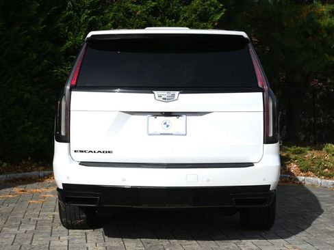 Used 2021 Cadillac Escalade Sport Platinum w/ Heavy-Duty Trailer Package image 6