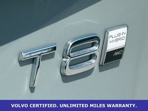 Certified 2025 Volvo XC90 T8 Plus w/ Protection Package Premier AWD/4WD image 13