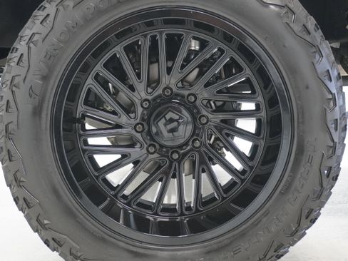 Used 2024 GMC Sierra 2500 AT4 w/ Technology Package image 35