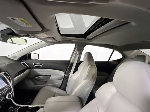 Used 2018 Acura TLX w/ Technology Package FWD image 22