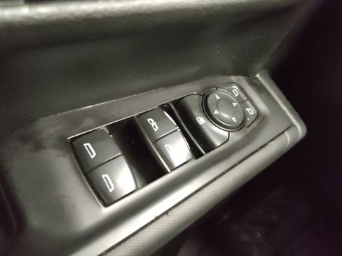 Used 2020 GMC Sierra 1500 4x4 Double Cab w/ Sierra Value Package image 27