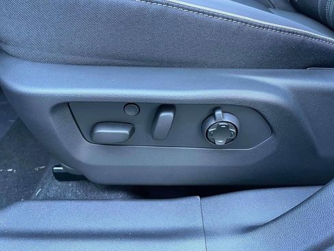 New 2026 Buick Envision Avenir image 23