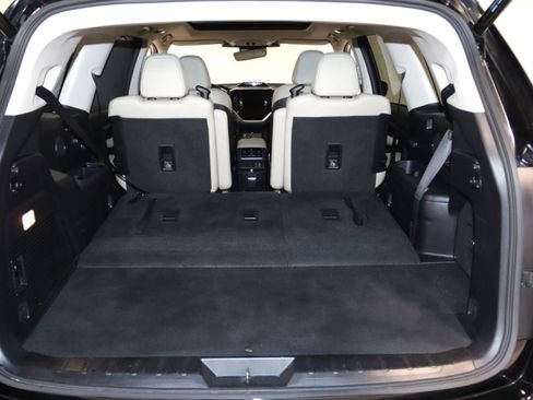 Used 2023 Subaru Ascent Limited w/ Technology Package AWD/4WD image 13