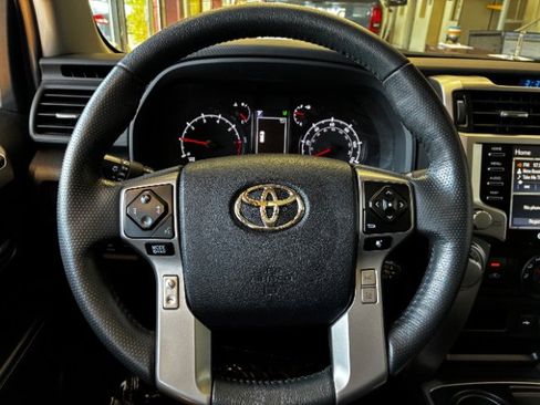 Used 2023 Toyota 4Runner SR5 Premium w/ Moonroof Package RWD image 15
