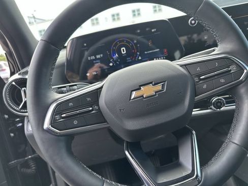 Certified 2026 Chevrolet Equinox LT w/ LPO, Floor Liner Package FWD image 13