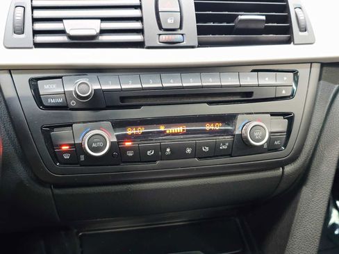 Used 2015 BMW 320i Sedan image 15