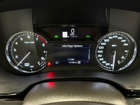 Used 2024 Cadillac XT5 Premium Luxury w/ LPO, Floor Liner Package AWD/4WD image 15