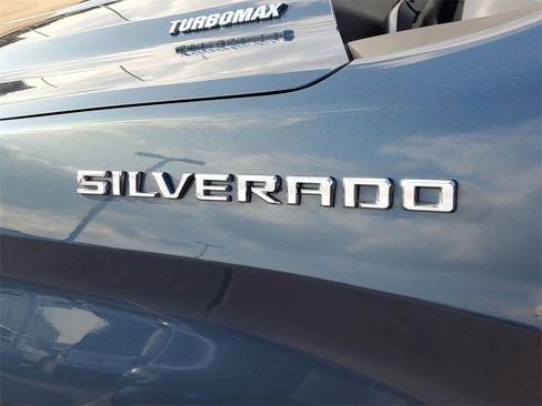 Used 2024 Chevrolet Silverado 1500 Custom image 10