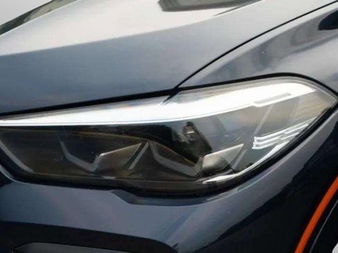 Used 2021 BMW X6 xDrive40i w/ M Sport Package image 35