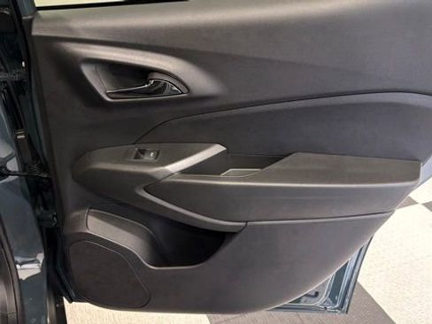 New 2026 Chevrolet Trax LT image 24
