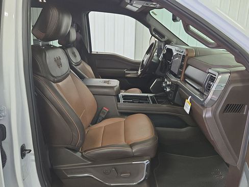 Used 2024 Ford F250 King Ranch w/ FX4 Off-Road Package image 29