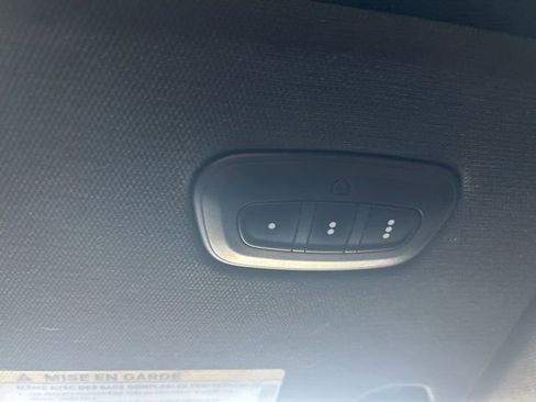 Used 2020 RAM 1500 Limited w/ Body Color Bumper Group image 17