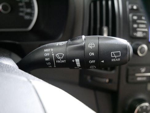 Used 2010 Hyundai Elantra GLS w/ Popular Equipment Pkg 2 image 29