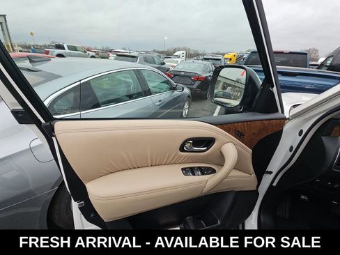 Used 2024 Nissan Armada SL w/ Cargo Package image 8